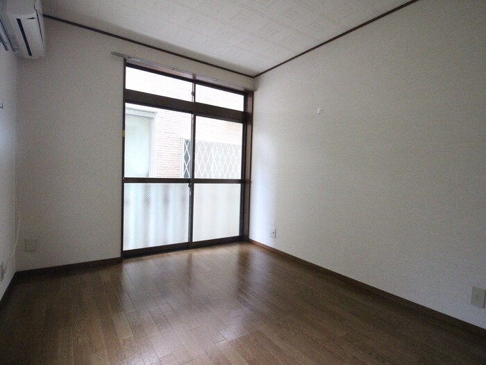 ハイツウイスタリアＡの物件内観写真