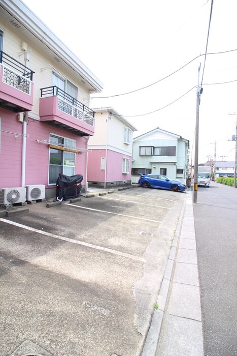 ドミール・モトゴーの物件外観写真