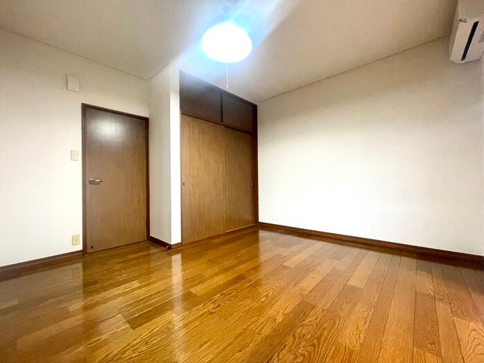 ラセ－ル2番館の物件内観写真