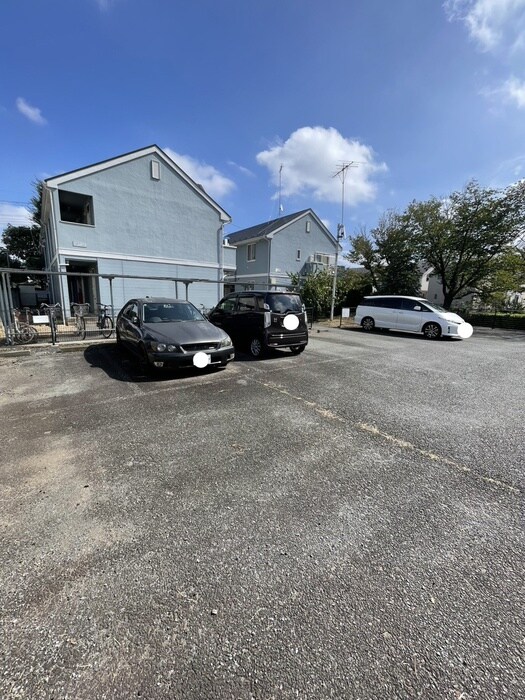 ラセ－ル2番館の物件外観写真