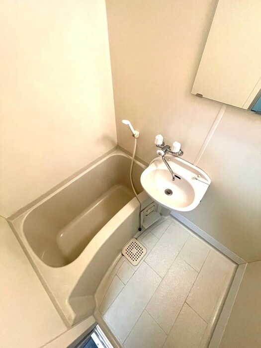 ラセ－ル2番館の物件内観写真