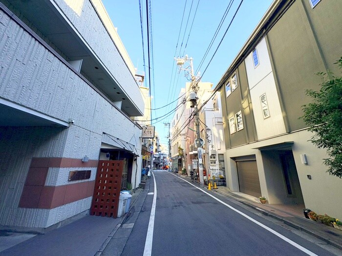 アメニティ三軒茶屋の物件外観写真