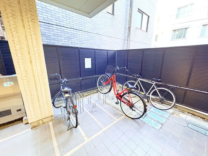 アメニティ三軒茶屋の物件外観写真