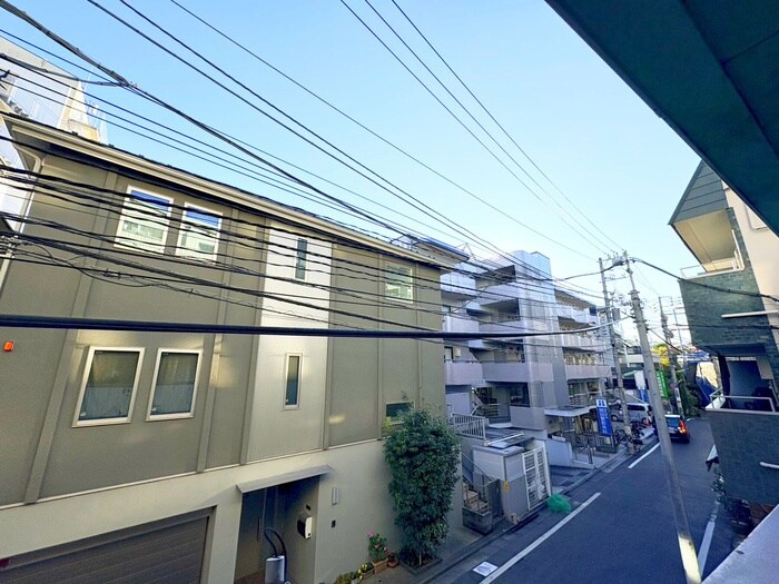 アメニティ三軒茶屋の物件内観写真