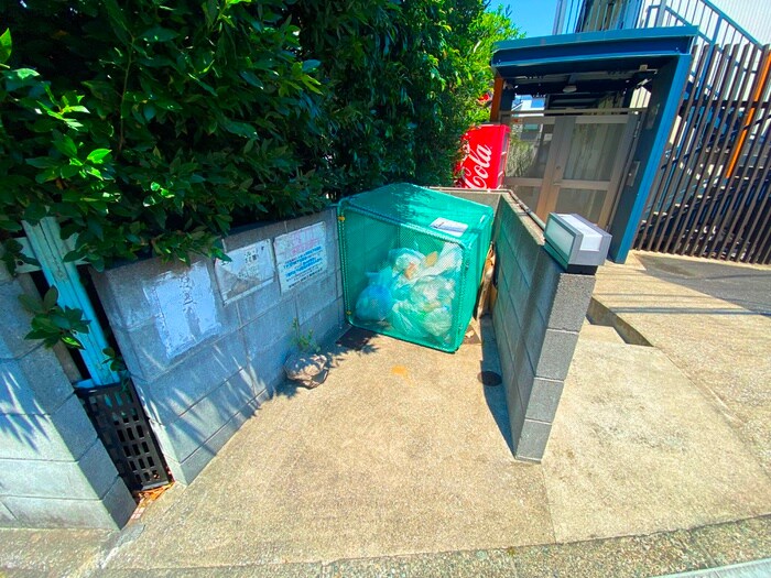 エスポワ－ル・港南の物件外観写真