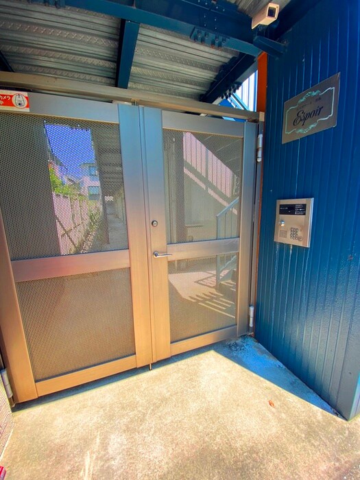 エスポワ－ル・港南の物件外観写真