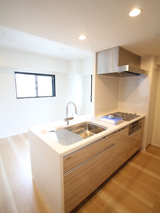 Opus Residence 日本橋水天宮の物件内観写真