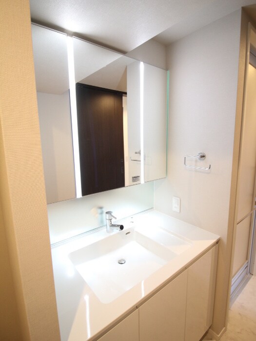 Opus Residence 日本橋水天宮の物件内観写真