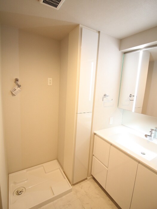 Opus Residence 日本橋水天宮の物件内観写真