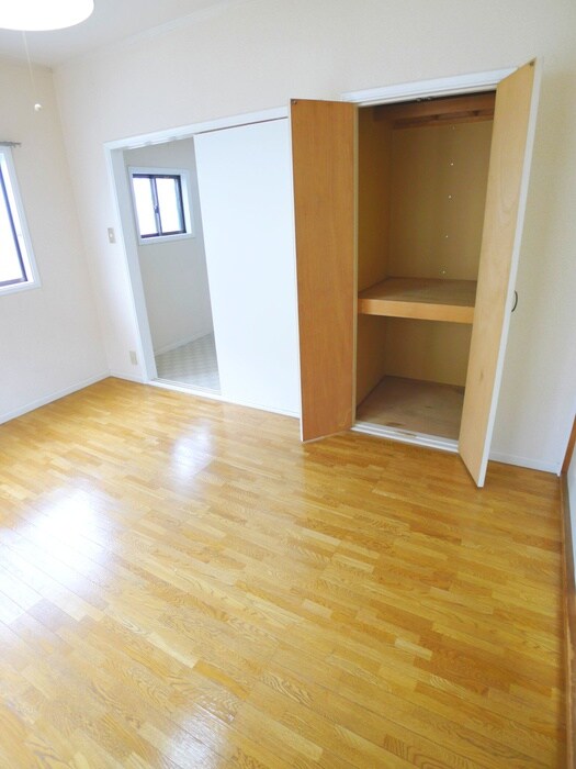 山口ハイツＢ棟の物件内観写真