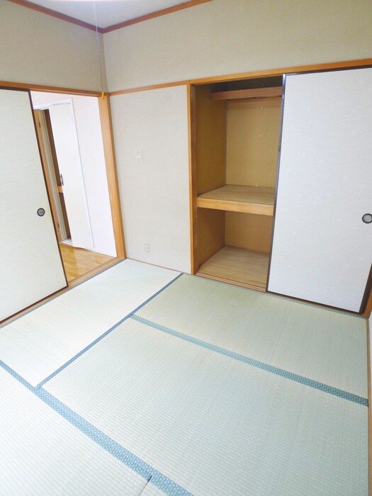 山口ハイツＢ棟の物件内観写真