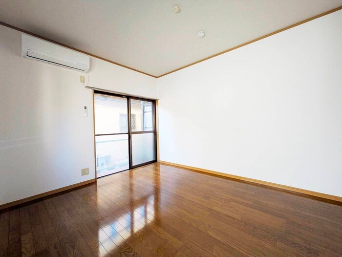 メゾン・カミーリヤの物件内観写真