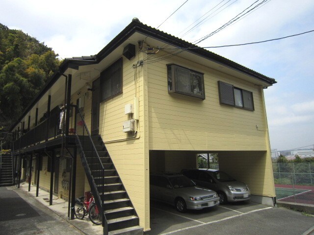 オオフナハイツの物件外観写真