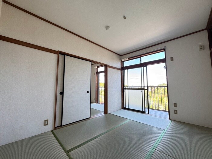 オオフナハイツの物件内観写真