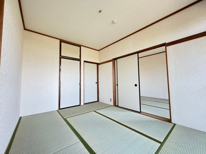 オオフナハイツの物件内観写真