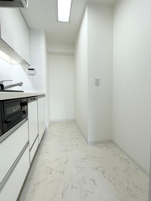 プライムアーバン用賀の物件内観写真