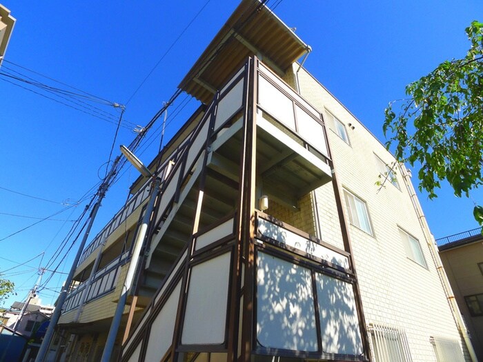 メゾンドクレールの物件外観写真