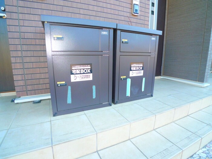 レジェンドⅧの物件外観写真