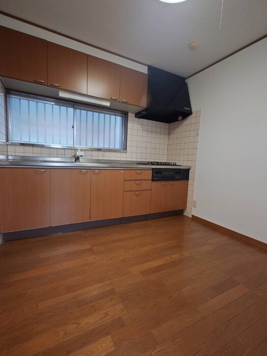 ヴィレッジ今井２号棟の物件内観写真