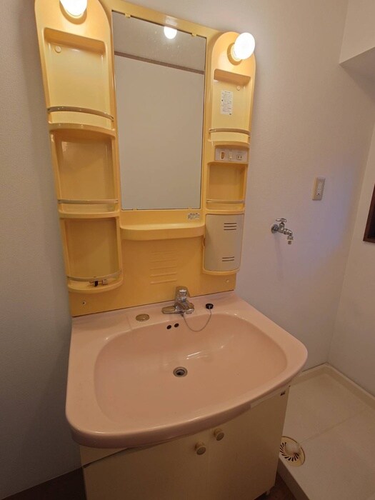 ヴィレッジ今井２号棟の物件内観写真