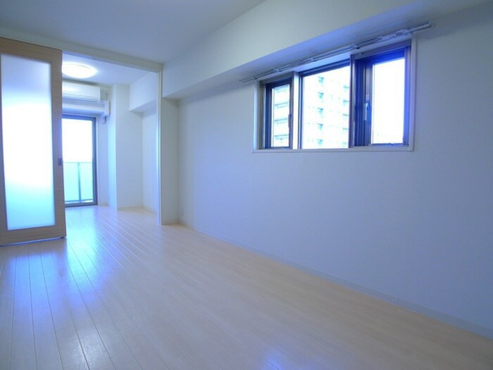 アクシ－ズタワ－大門町の物件内観写真