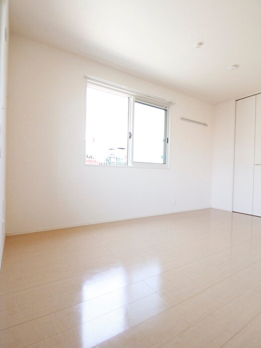 スプリングヒルズの物件内観写真