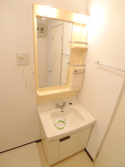 メナーフジの物件内観写真