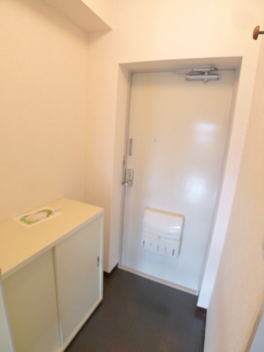 メナーフジの物件内観写真