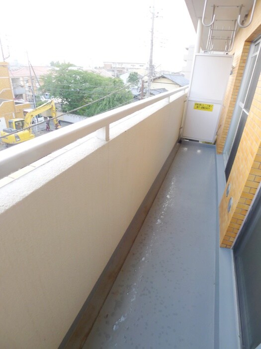 メナーフジの物件内観写真