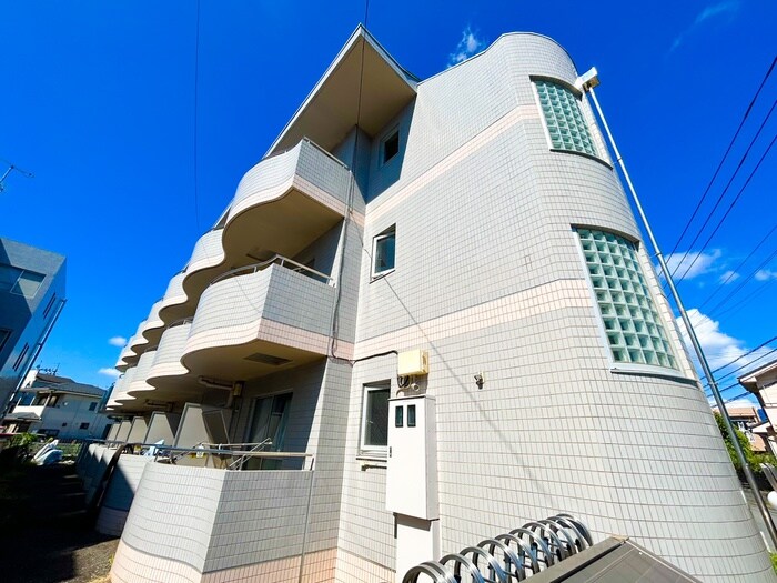 ロイヤルドーム１３０２の物件外観写真