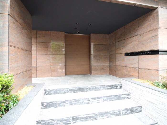 エムレジデンス渋谷神泉の物件外観写真