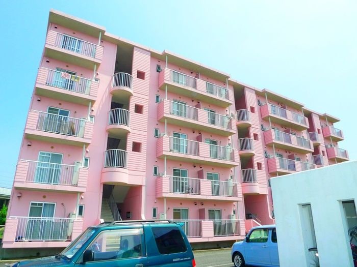 セジュールマンションの物件外観写真