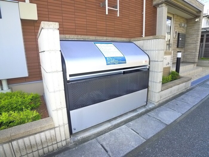 ルミナスの物件外観写真