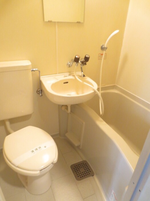 ホワイトシャンテの物件内観写真