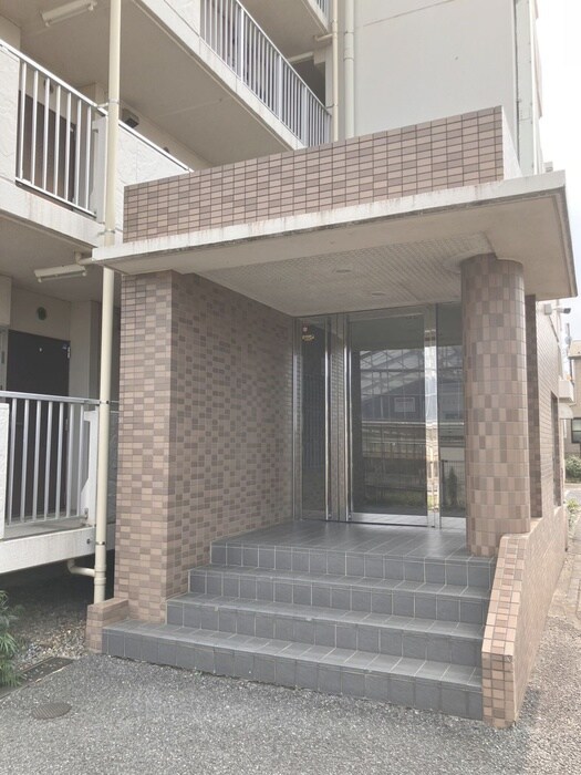 プラザナカムラ２の物件外観写真