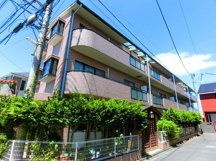 三宝館の物件外観写真