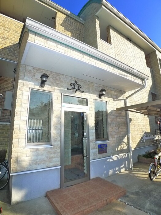 シャトーグレイスの物件外観写真