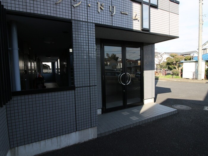 メゾンドリームの物件外観写真