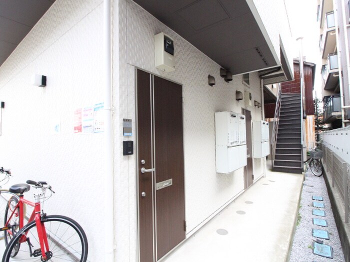 アザーレ調布の物件外観写真