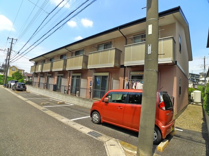 Amour エフ1番館の物件外観写真