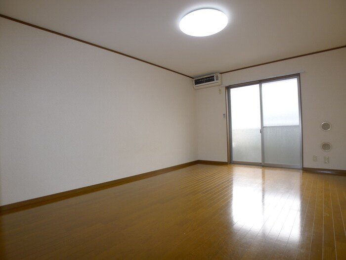 Amour エフ1番館の物件内観写真