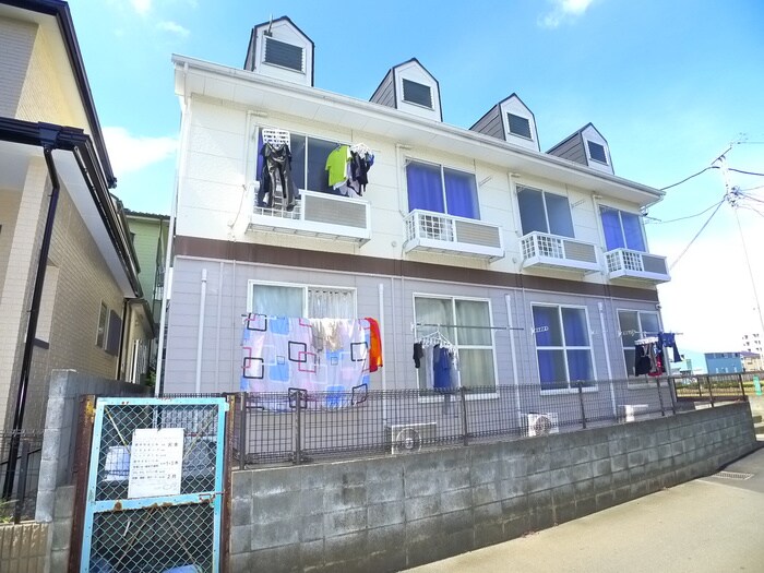 レオパレステジマの物件外観写真