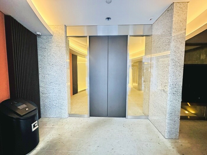 GRAN PASEO 日本橋三越前の物件外観写真