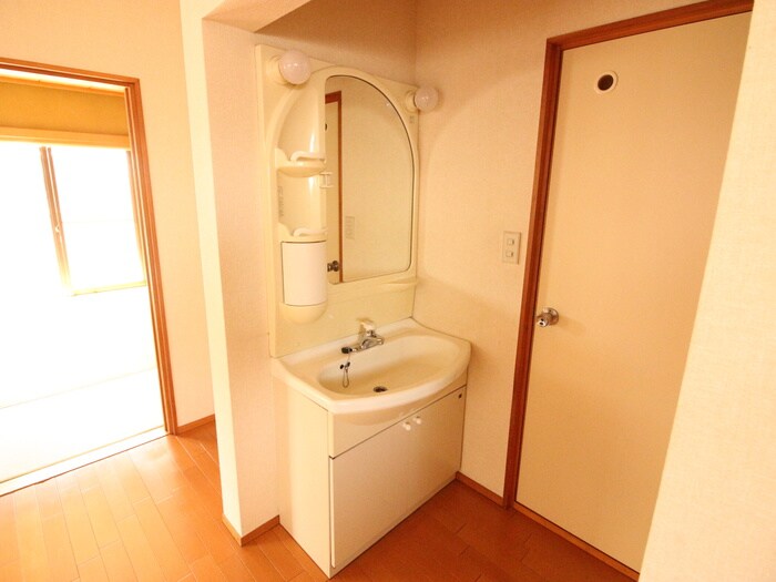 フラワ－ハイツの物件内観写真