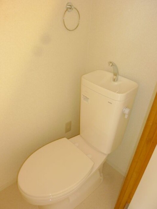 サンシャレイ下井草の物件内観写真