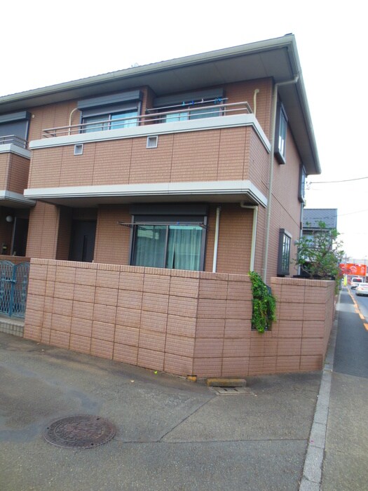 ルミエ－ル泉の物件外観写真