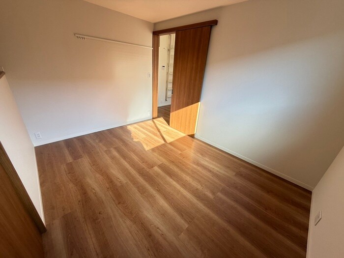 ウィステリア杉の森B棟の物件内観写真