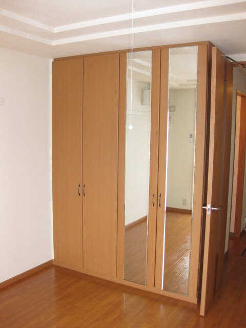 シャン・デ・フル－ルの物件内観写真