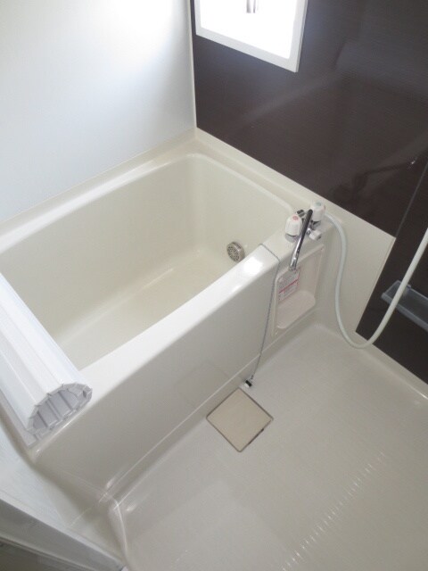 ヴェリナ・フォ－の物件内観写真