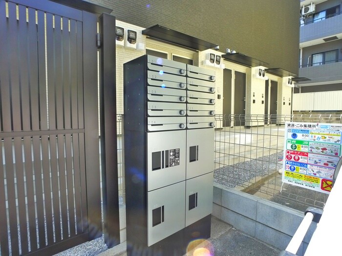 Olive　Terrace西亀有の物件外観写真